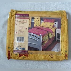 Marrakesh NEW Twin size Yellow and Red Bed Skirt 100% Cotton